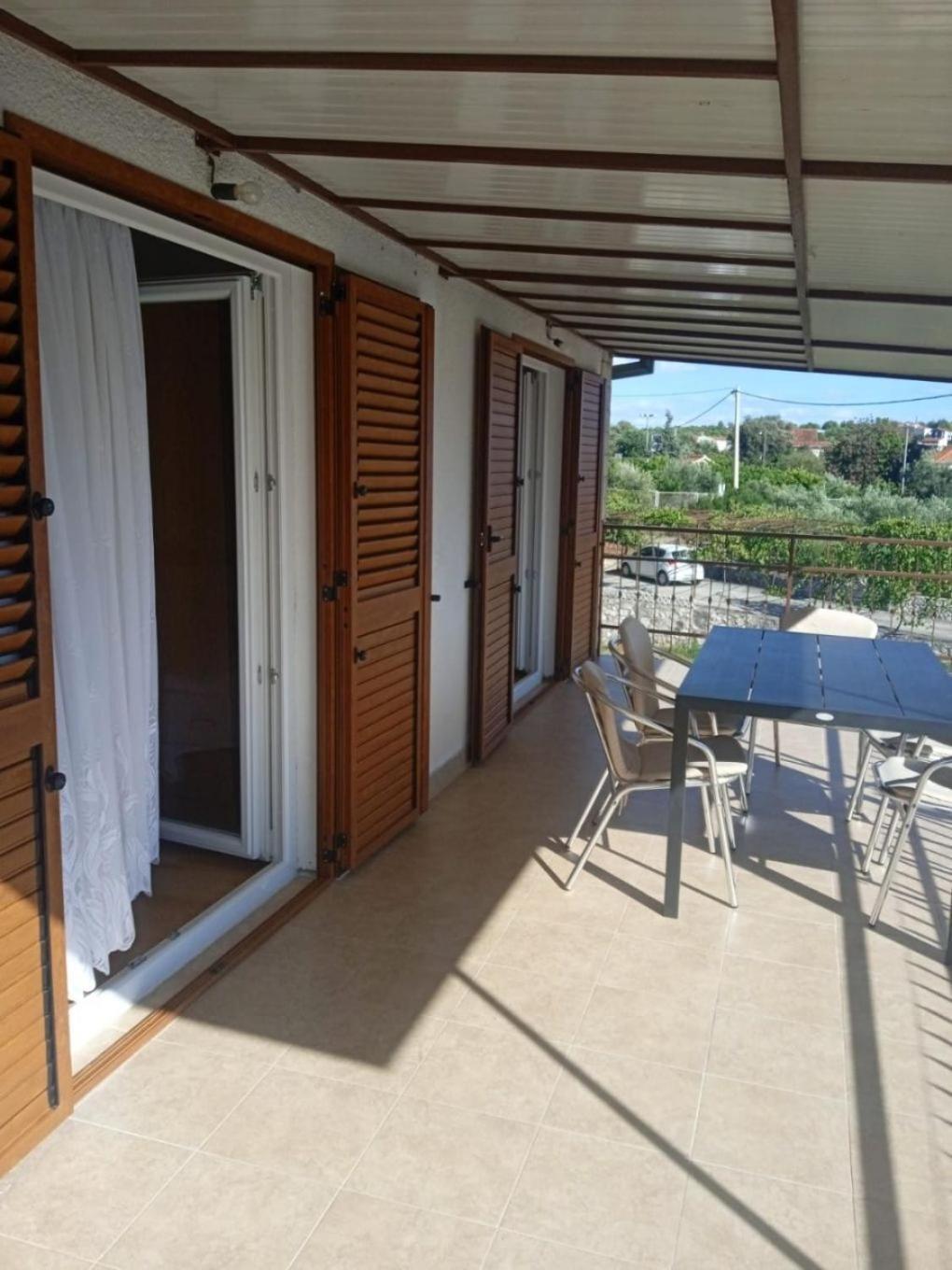 Apartments Ante - 50 M From The Sea Seget Vranjica Eksteriør billede